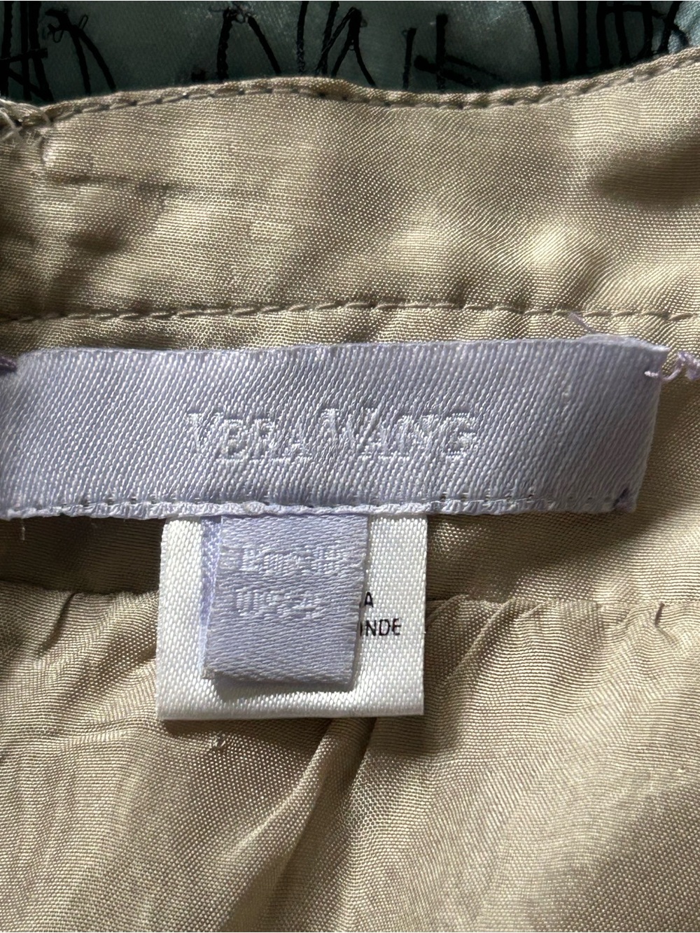 VINTAGE Vera Wang Silk Gown - Picture 6 of 10